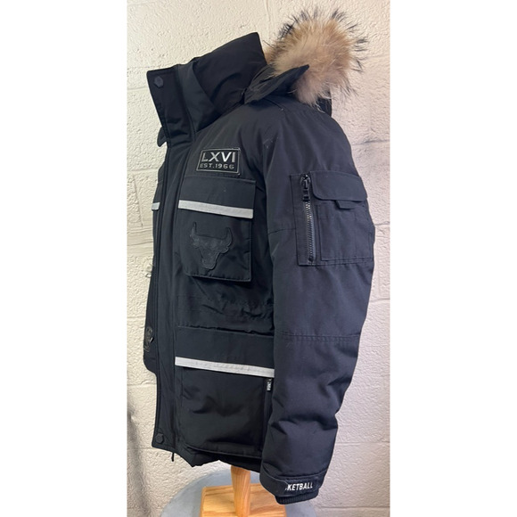 NBA Chicago Bulls Down Black Winter Heavy Parka Jacket Size Medium - Picture 5 of 13
